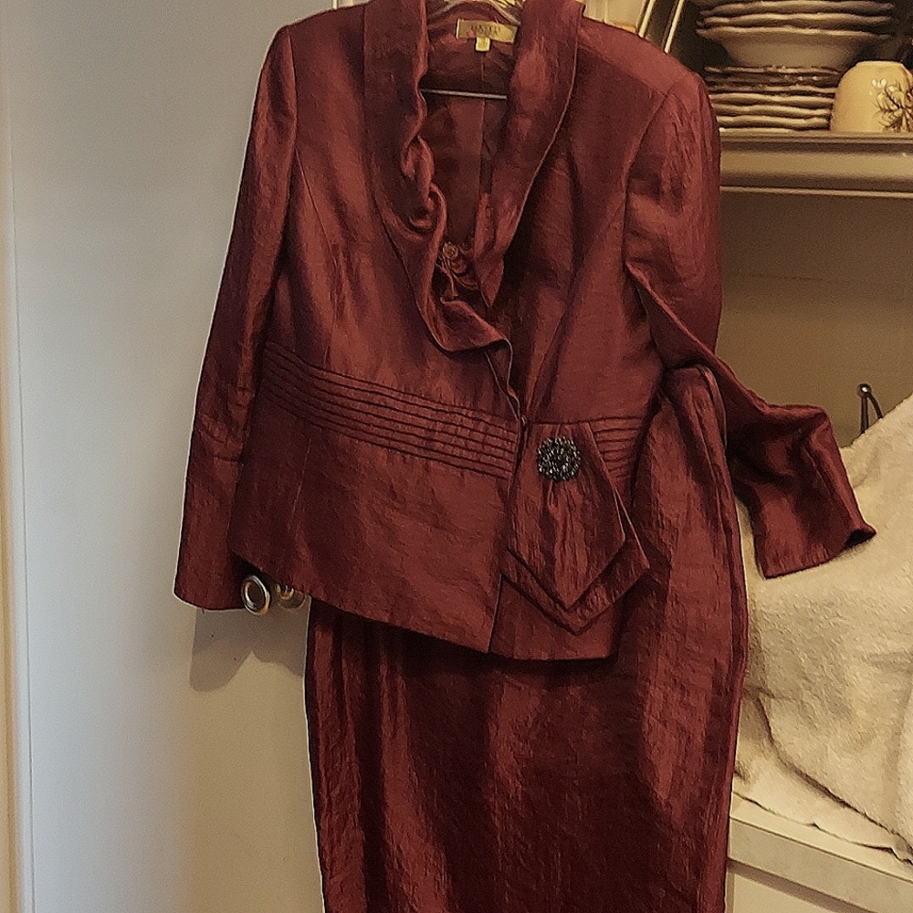 Kasper Skirt set
